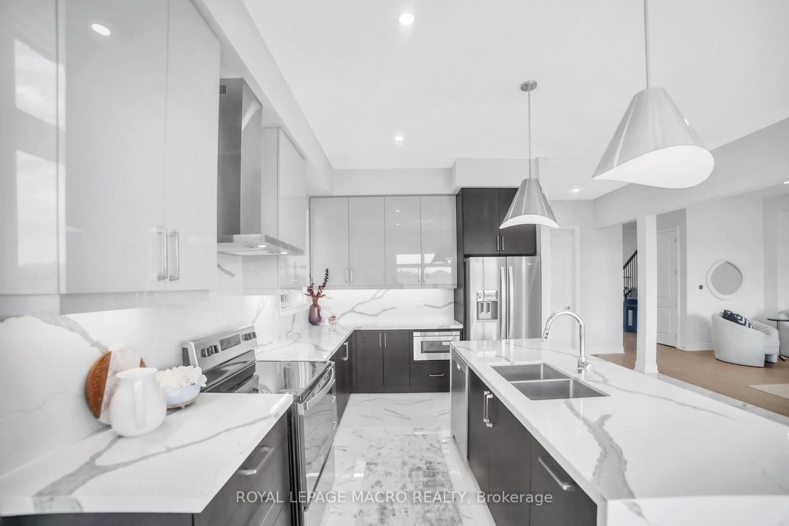 1061 West 5th Street - Image 3