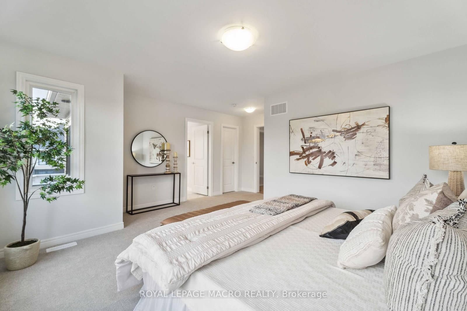 1061 West 5th Street - Image 4