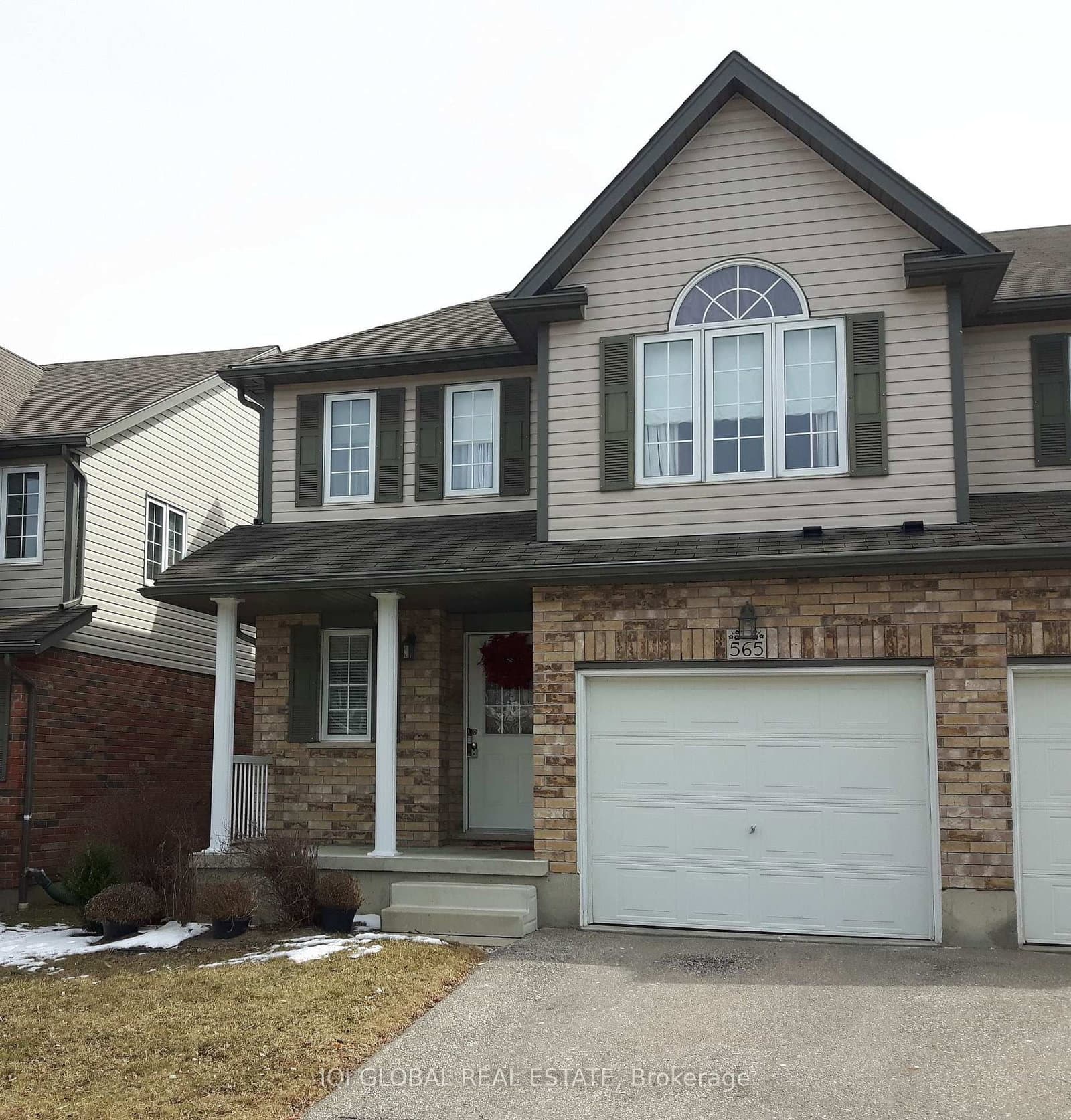 565 Wild Iris Avenue - Image 1