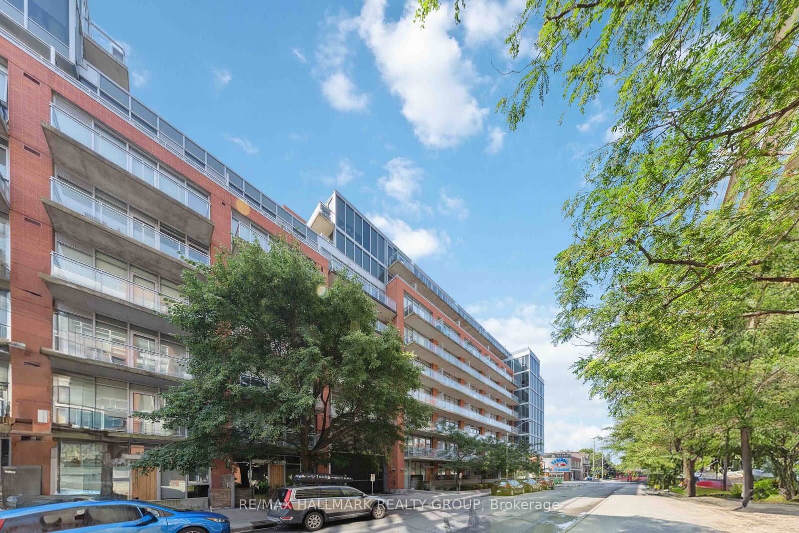 #313 - 360 McLeod Street