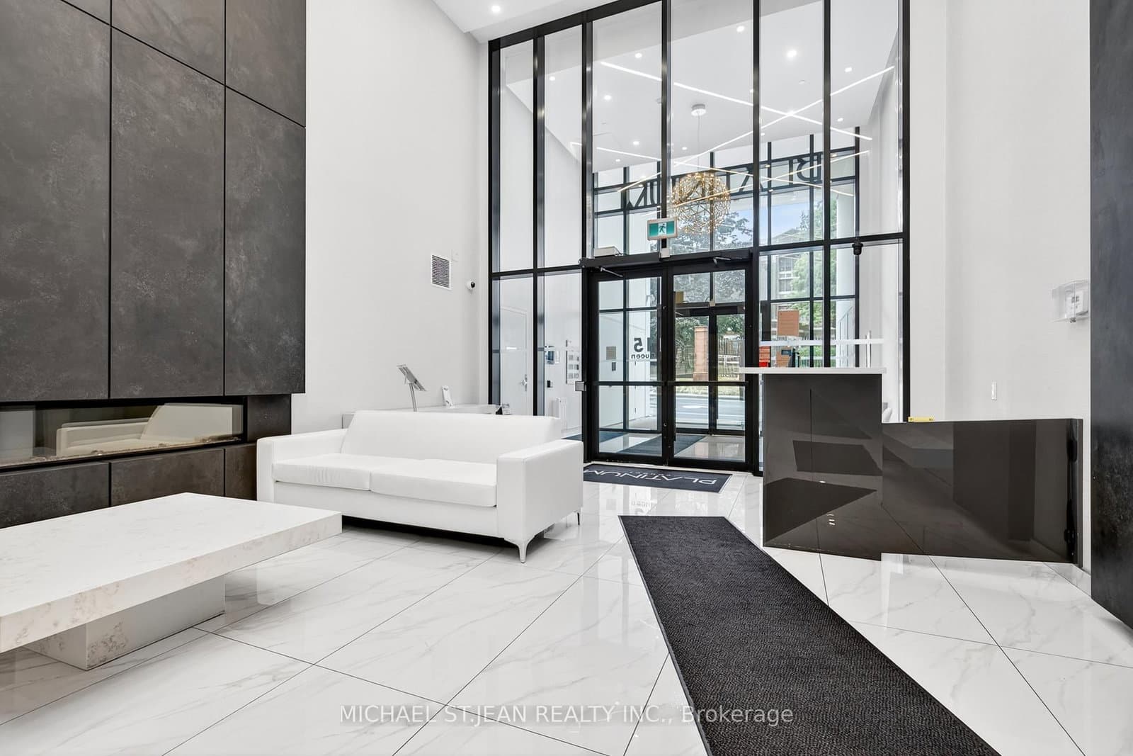 15 Queen Street S, Unit 1302 - Image 4