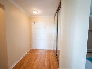 333 Commissioners Road W, Unit 505 - Image 6