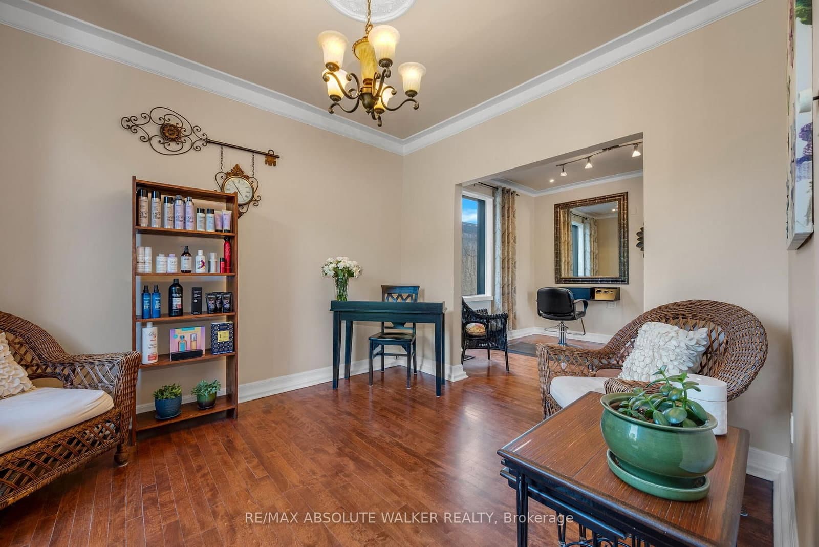 383 Danforth Avenue - Image 6