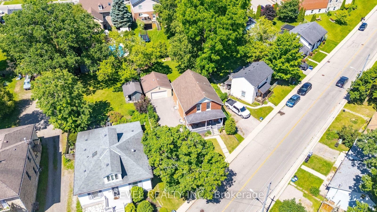 73 Grand River Street S - Image 3