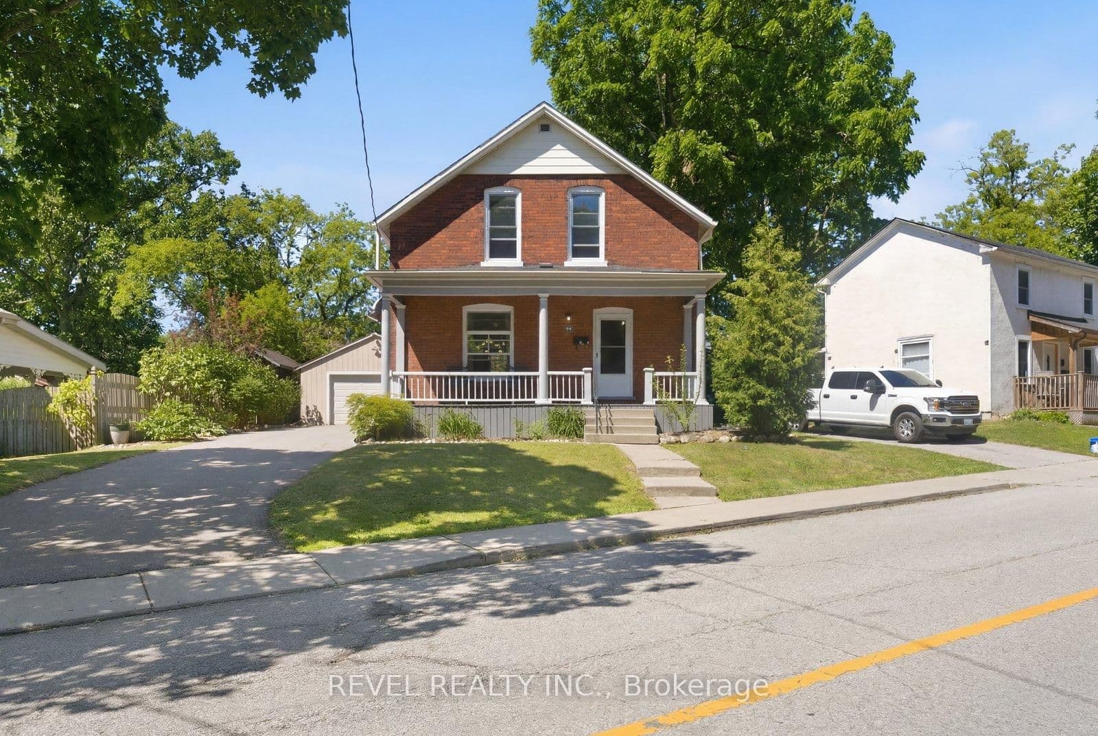 73 Grand River Street S - Image 6