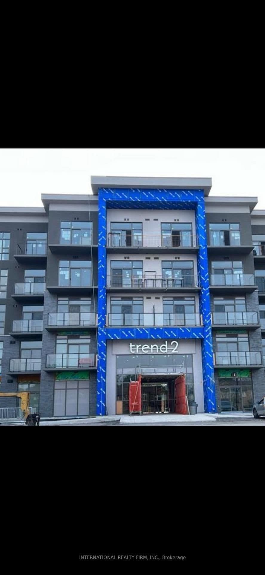 460 Dundas Street E, Unit 332