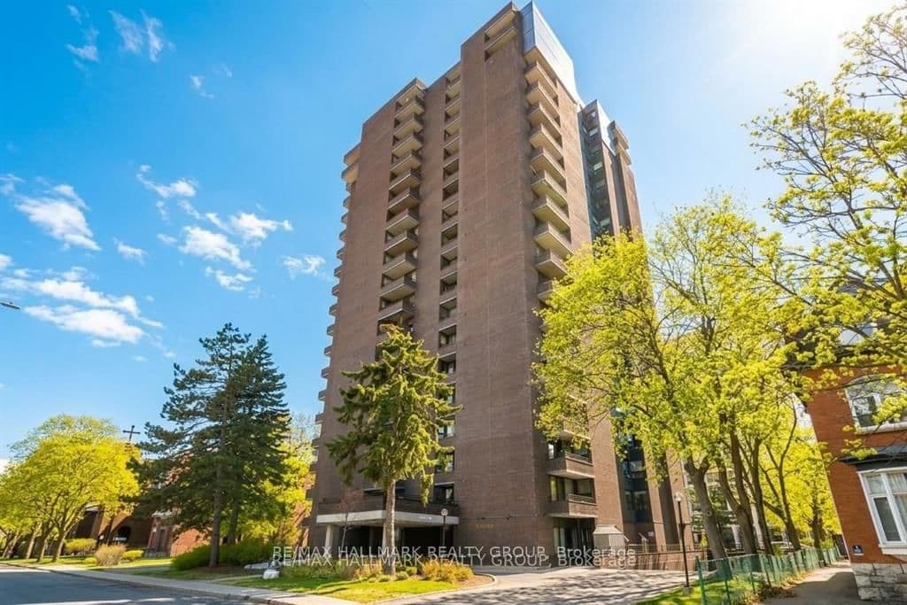 71 Somerset Street W, Unit 2003 - Image 2