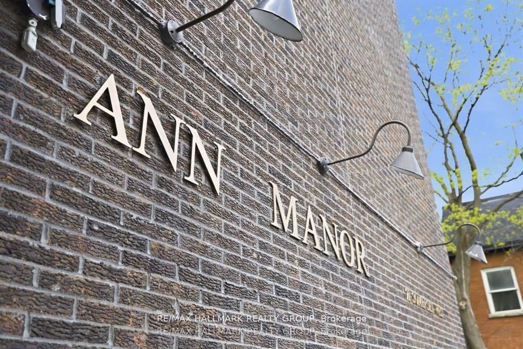 71 Somerset Street W, Unit 2003 - Image 6
