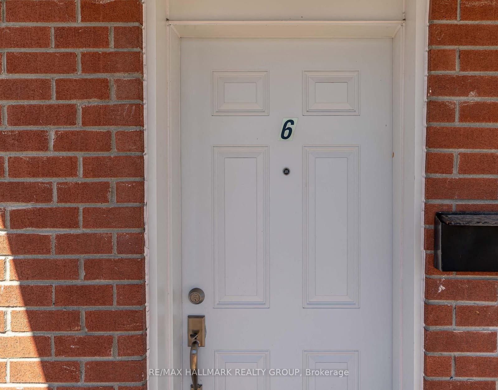 259 Somerset Street E, Unit 6 - Image 3