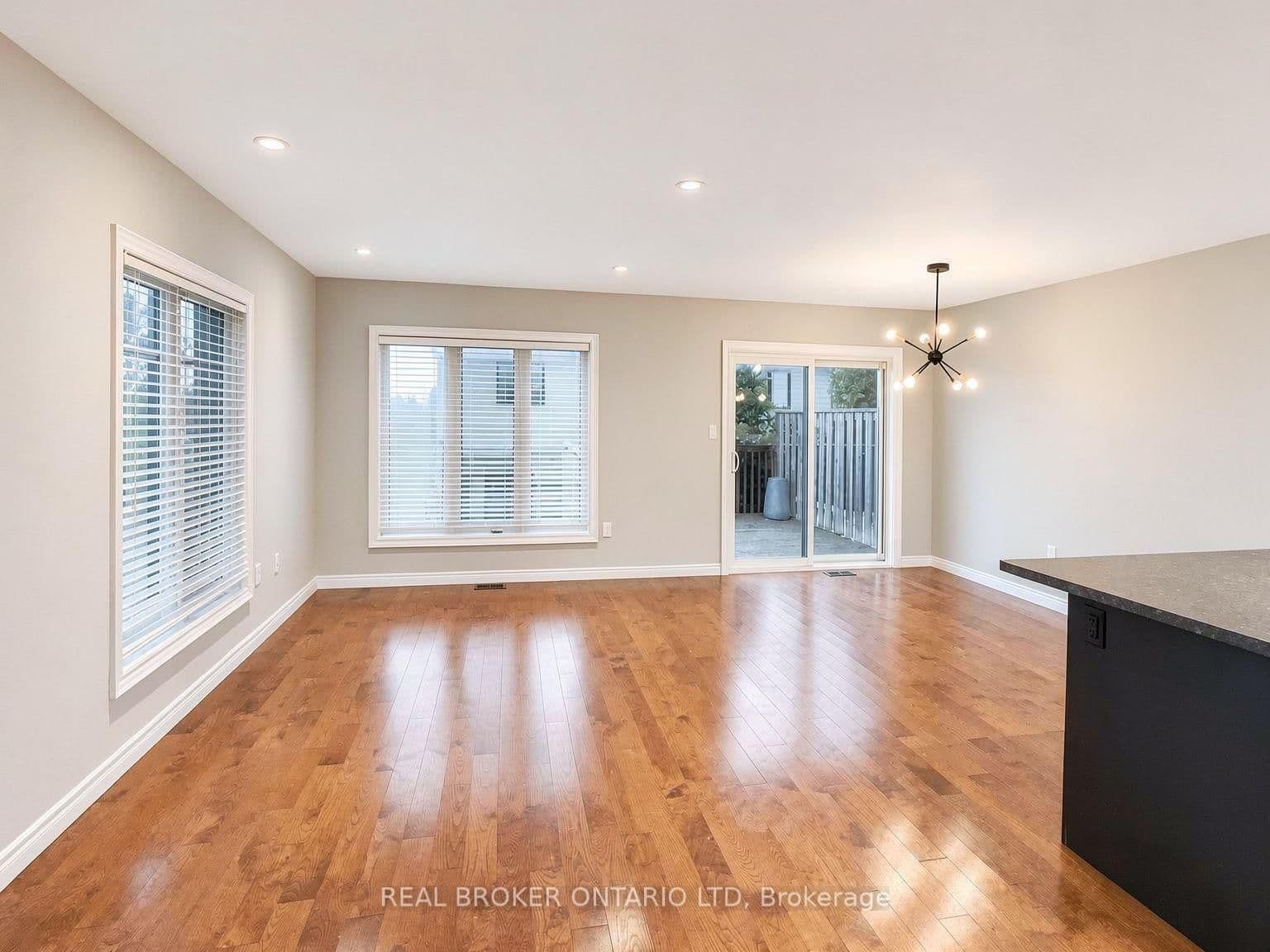 1054 Oakcrossing Gate - Image 5
