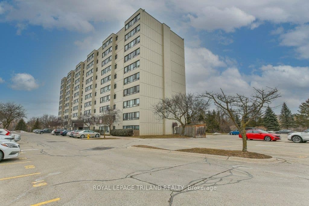 1600 ADELAIDE Street N, Unit 1001 - Image 1