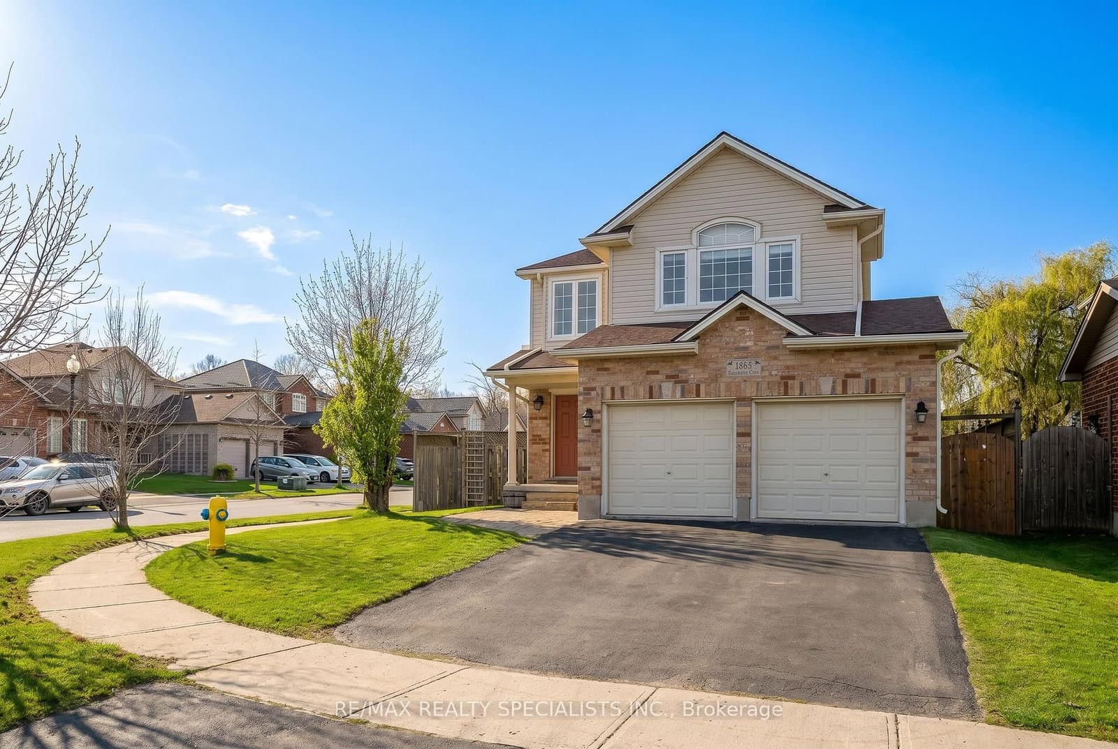 1865 Bayswater Crescent - Image 2