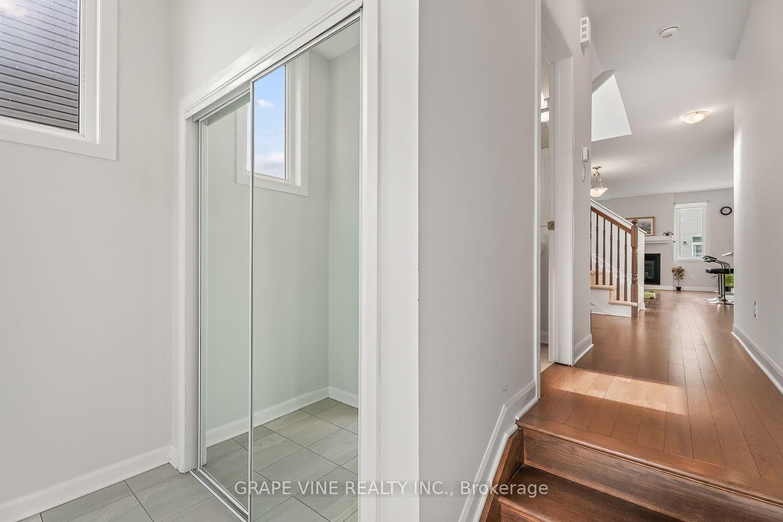 533 Winterset Road - Image 6