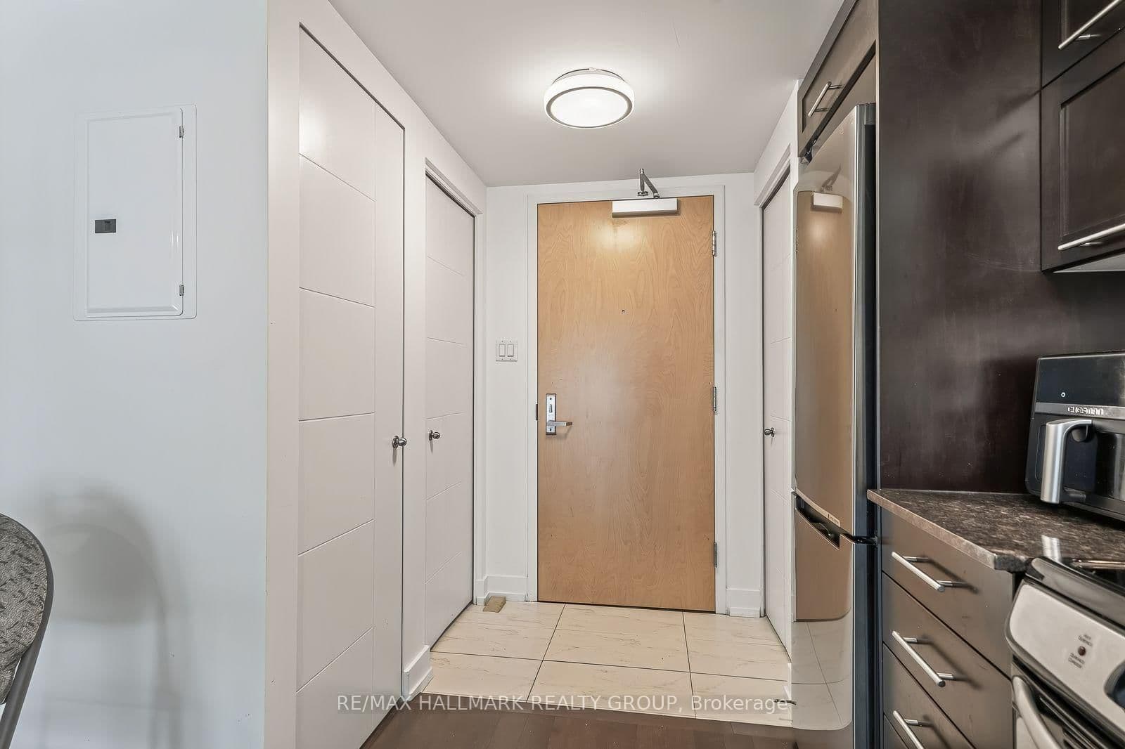 40 Nepean Street, Unit 1204 - Image 5