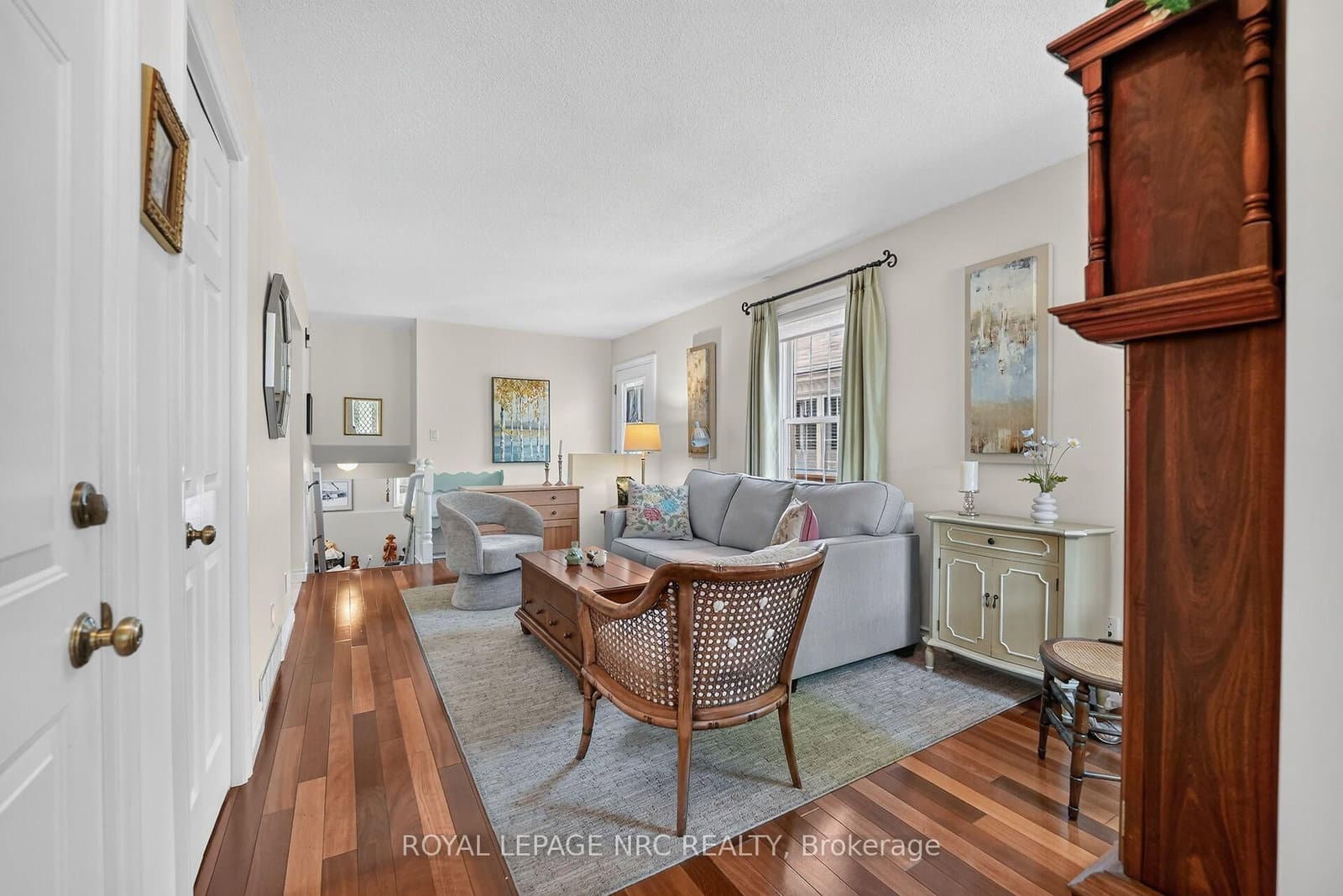 123 A&B First Street Louth - Image 5