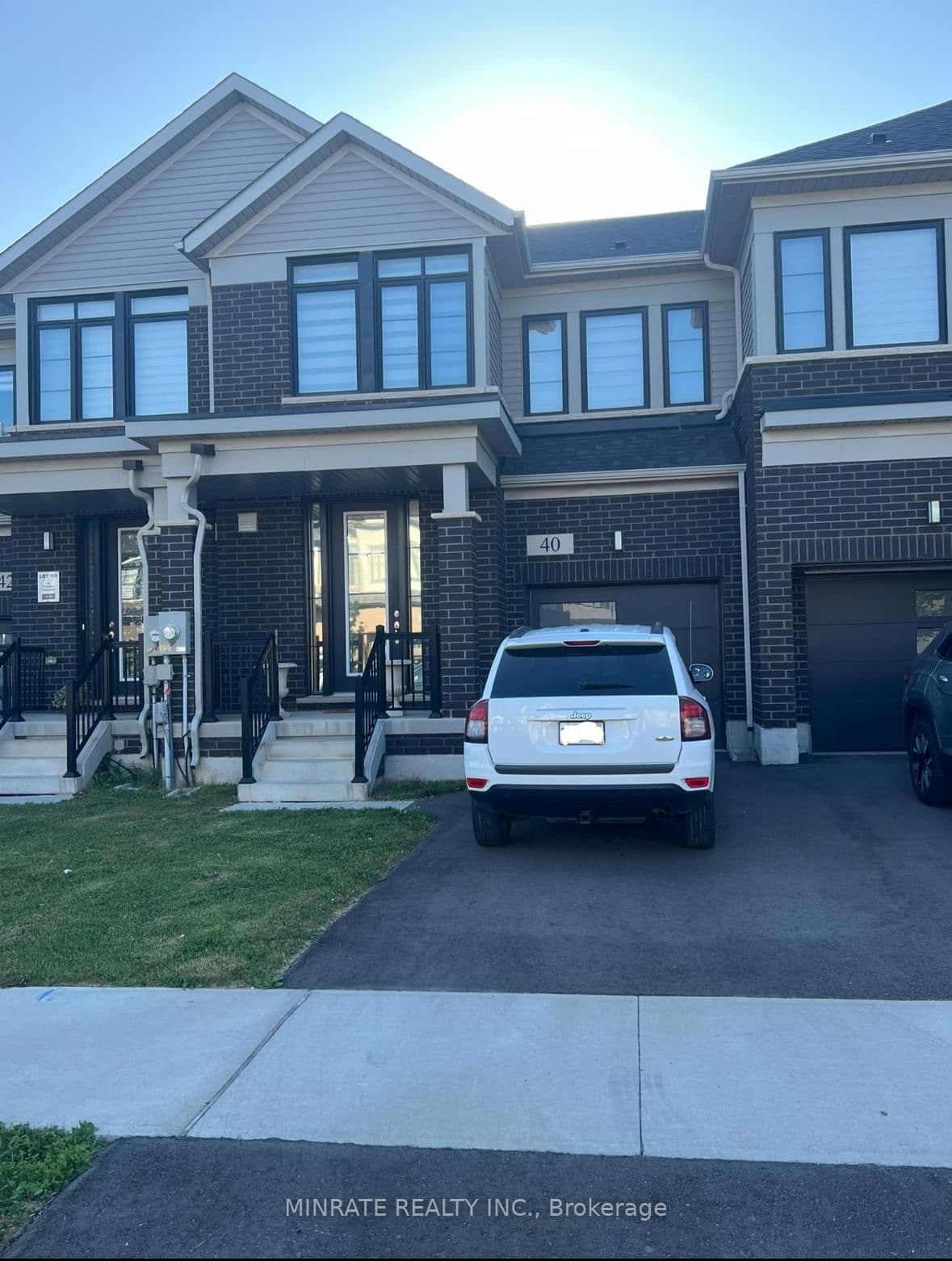 40 Freedom Crescent - Image 1