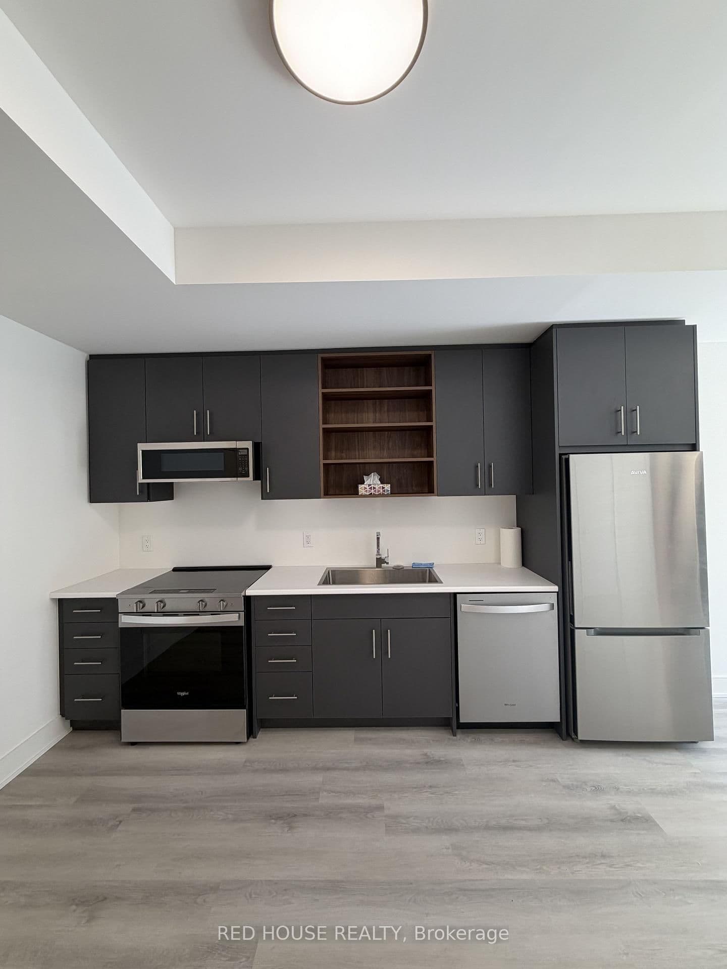 152 Everett Common - Image 3
