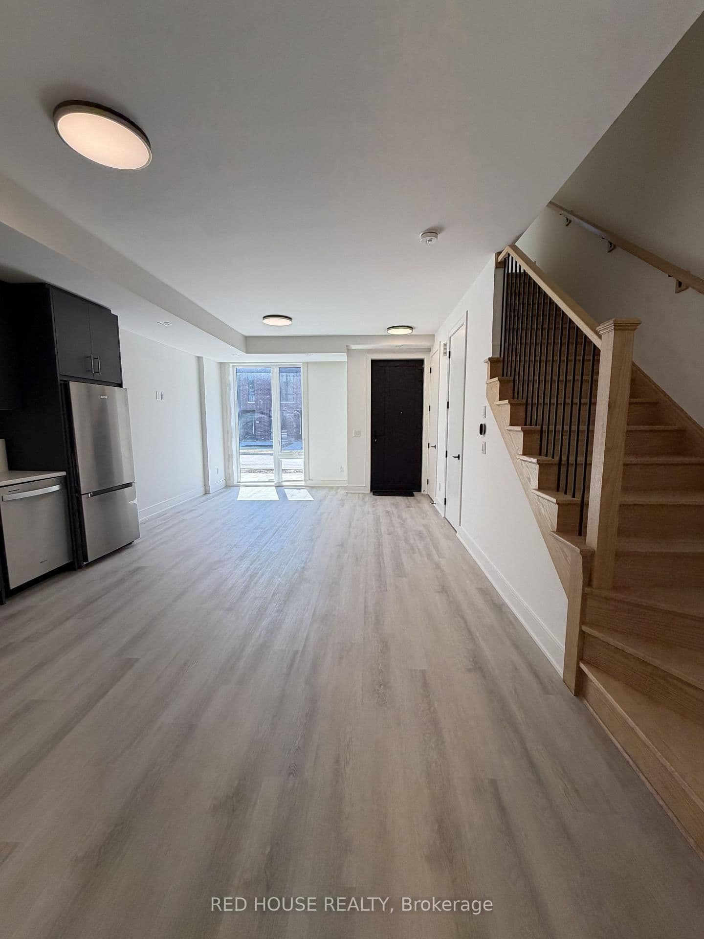 152 Everett Common - Image 5