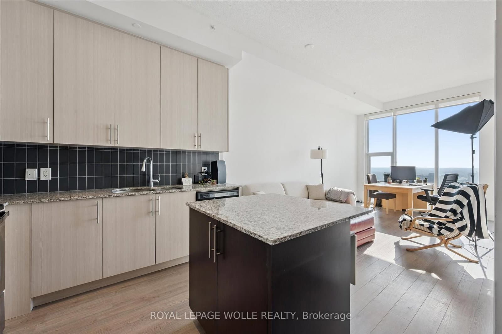 85 Duke Street W, Unit 1707 - Image 2