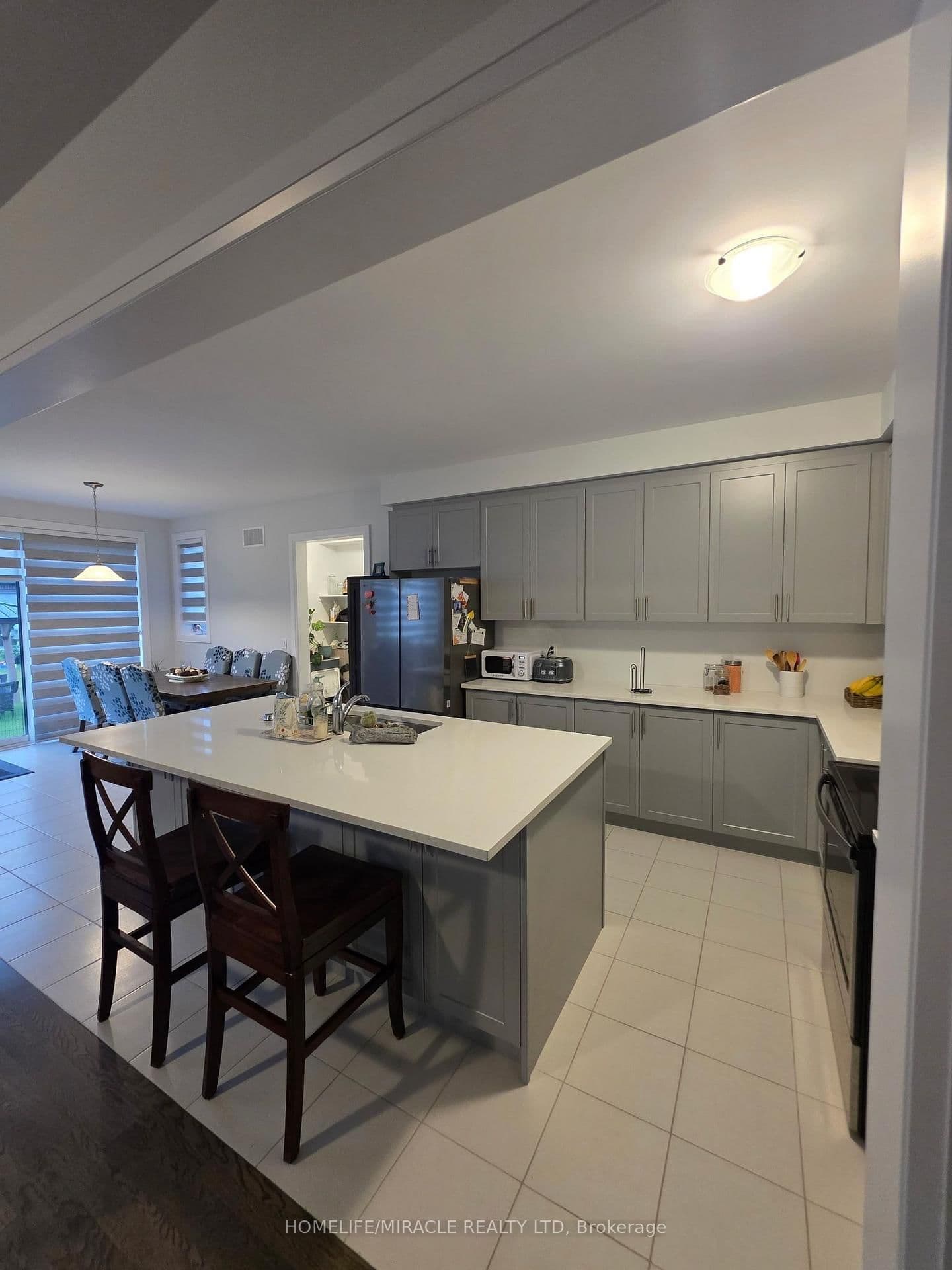 229 Harwood Avenue - Image 4