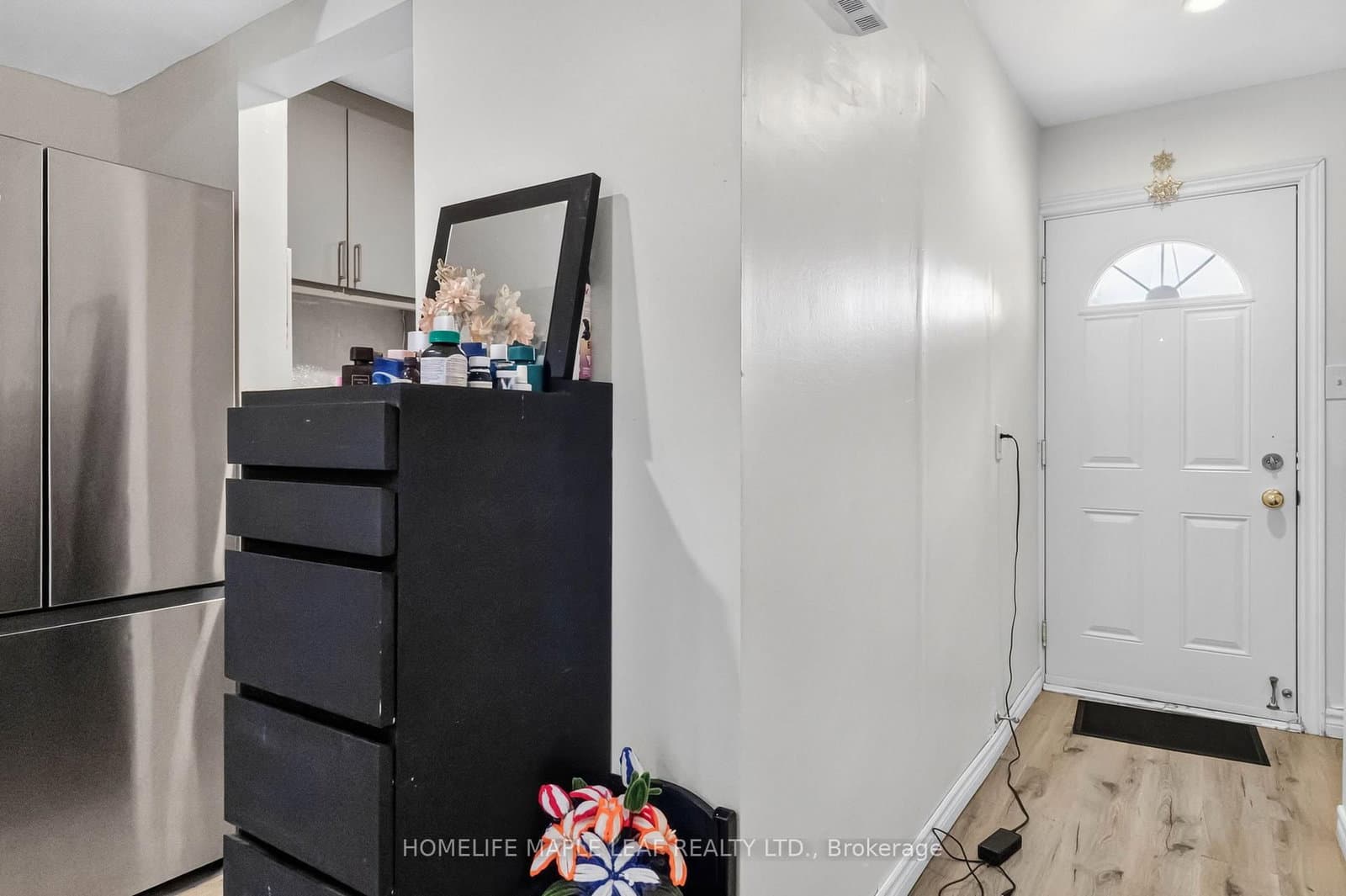 178 Grulke Street, Unit 19 - Image 6