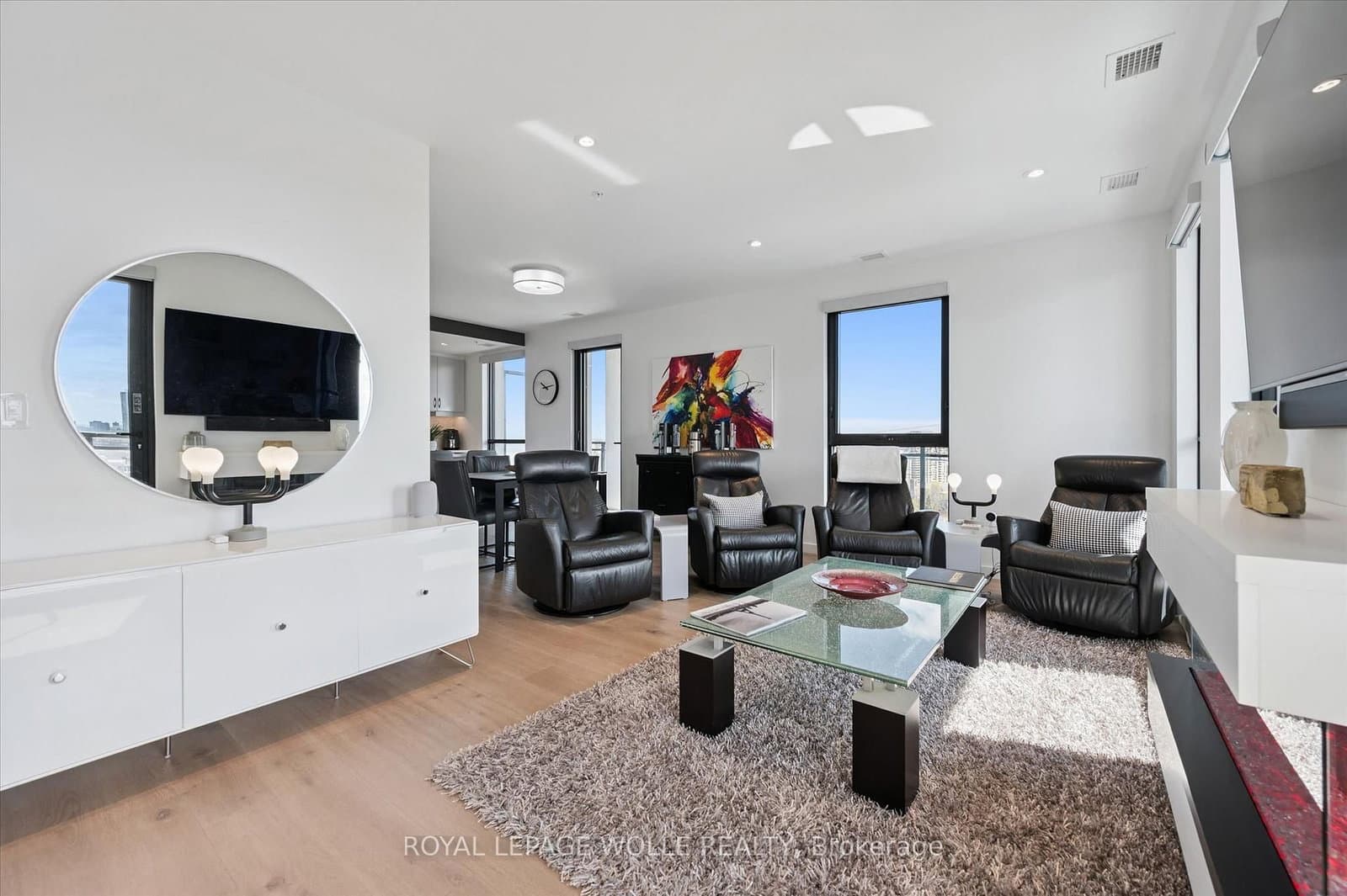 181 King Street S, Unit 1714 - Image 5