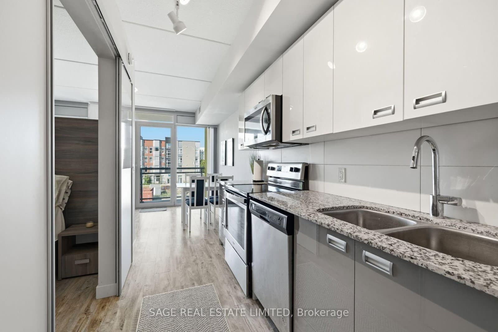 257 Hemlock Street, Unit 424 - Image 3