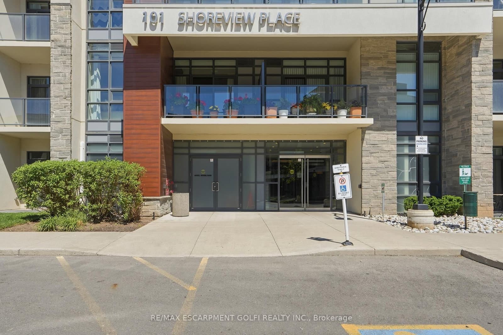 101 SHOREVIEW Place, Unit 129 - Image 4