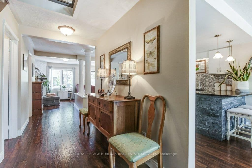 4 Edgewater Drive - Image 5