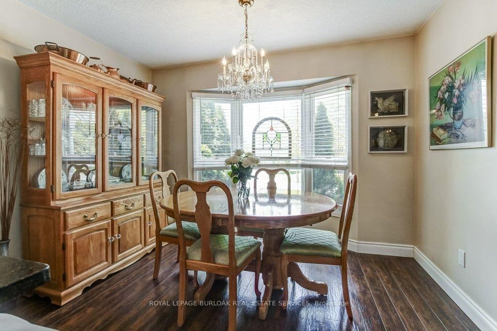 4 Edgewater Drive - Image 6