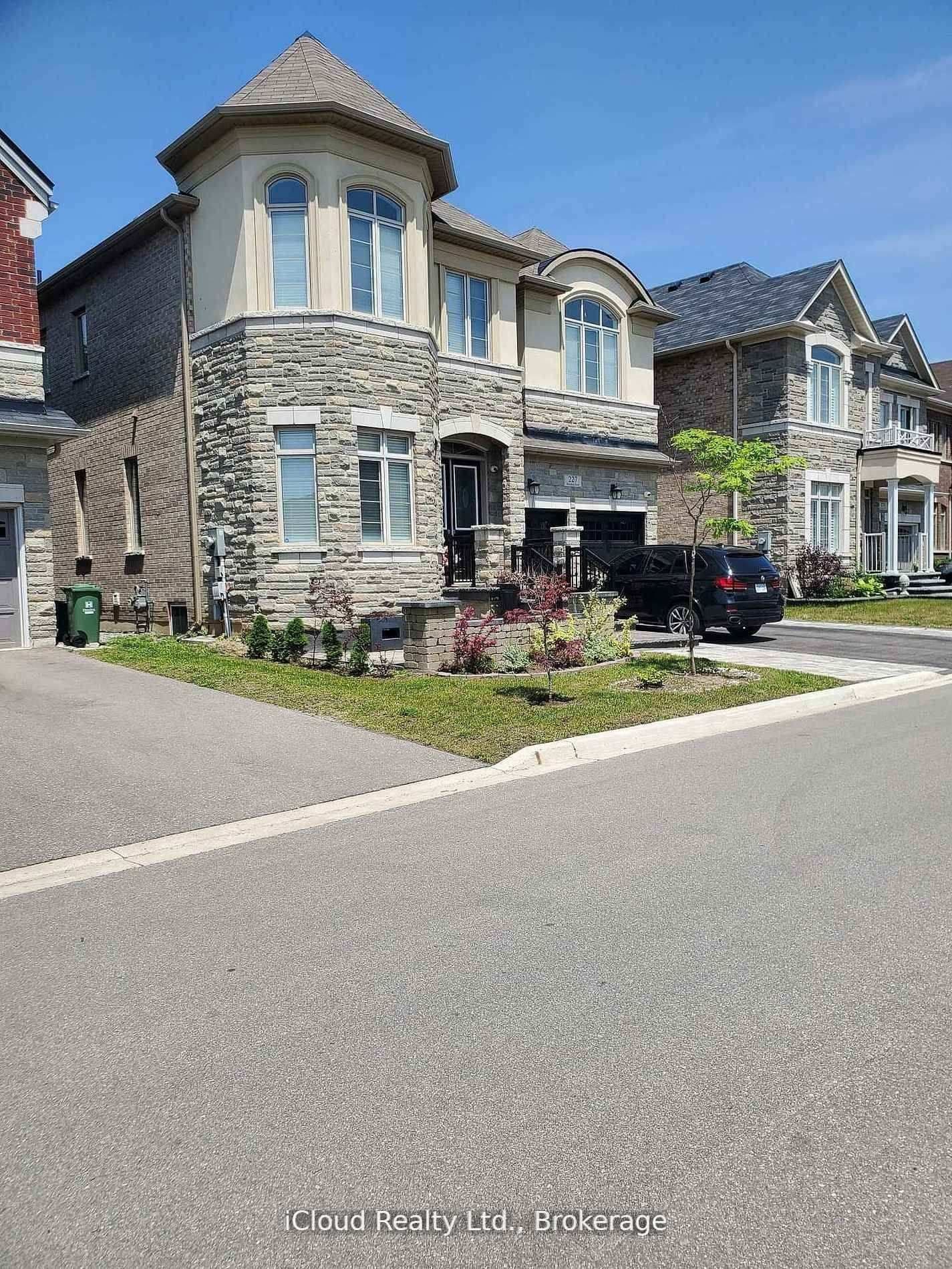 227 Humphrey Street - Image 1