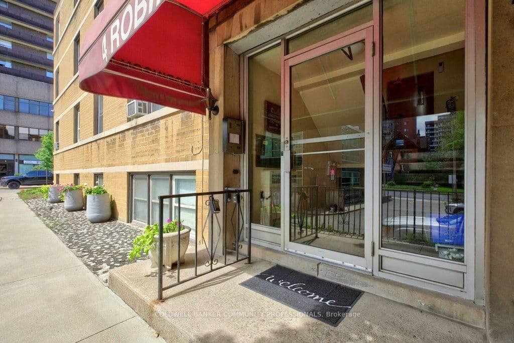 4 Robinson Street, Unit 10 - Image 6