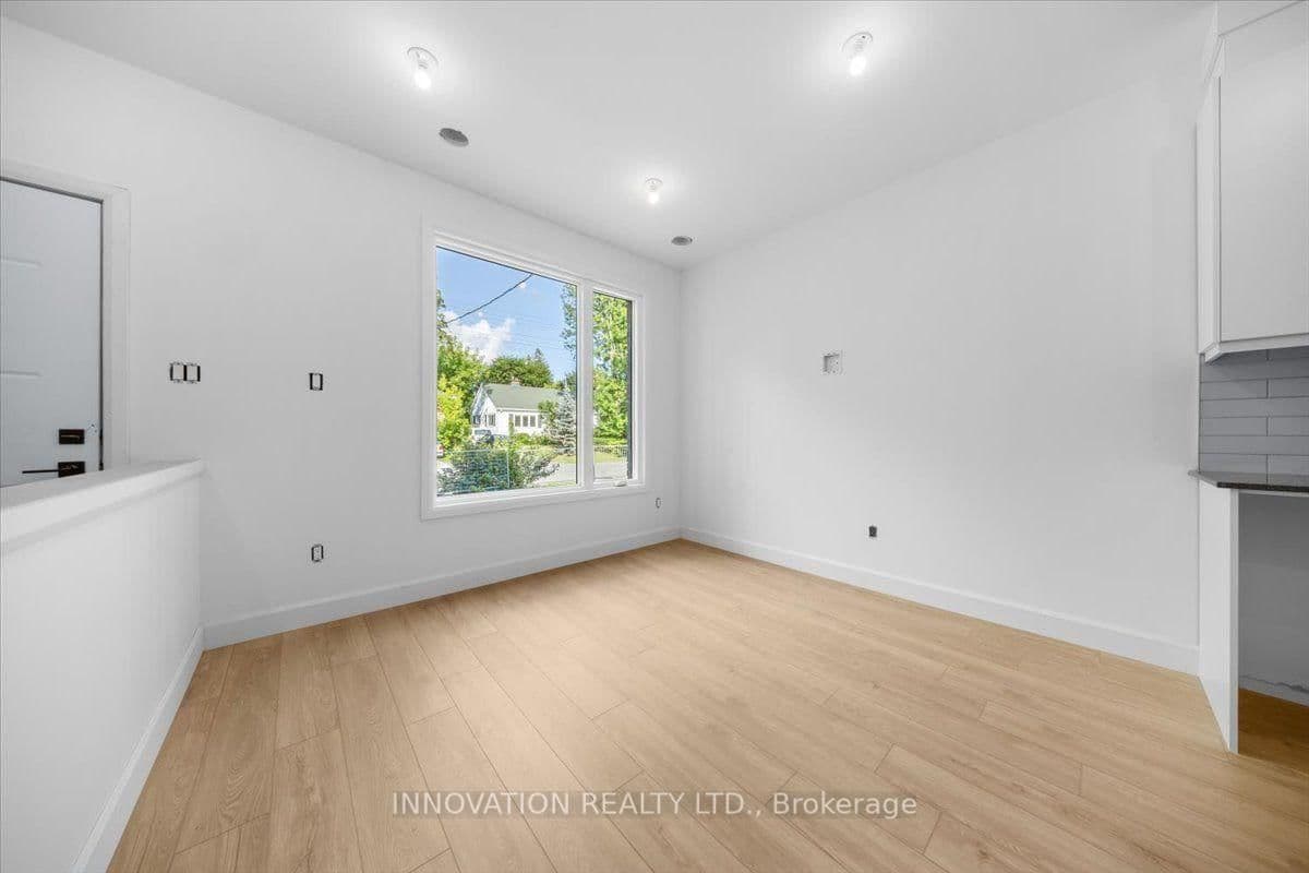 486-1 Wentworth Avenue - Image 3