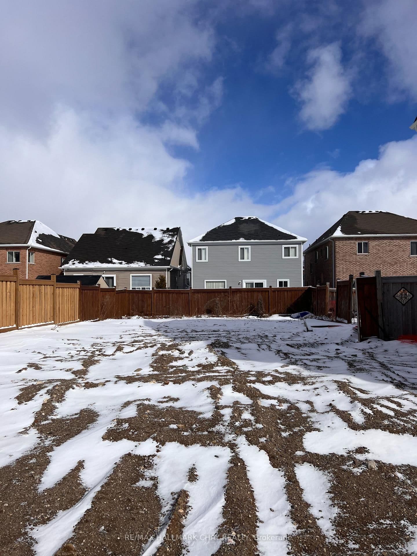 837 O'Reilly Crescent - Image 3