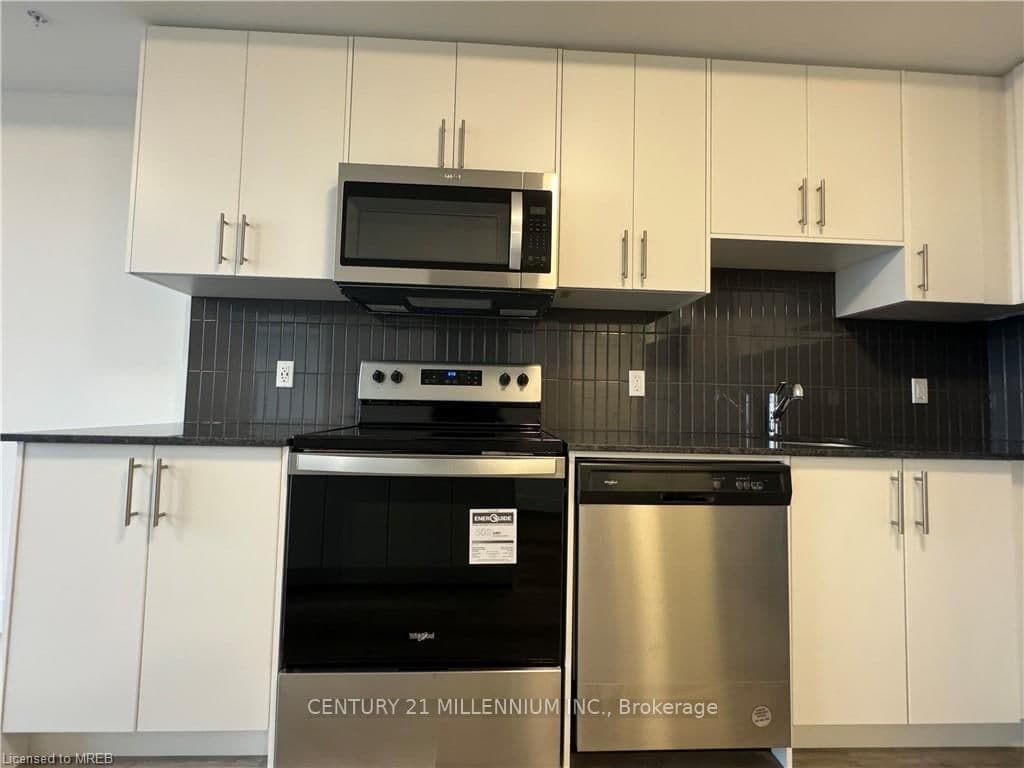 107 Roger Street, Unit 611 - Image 6