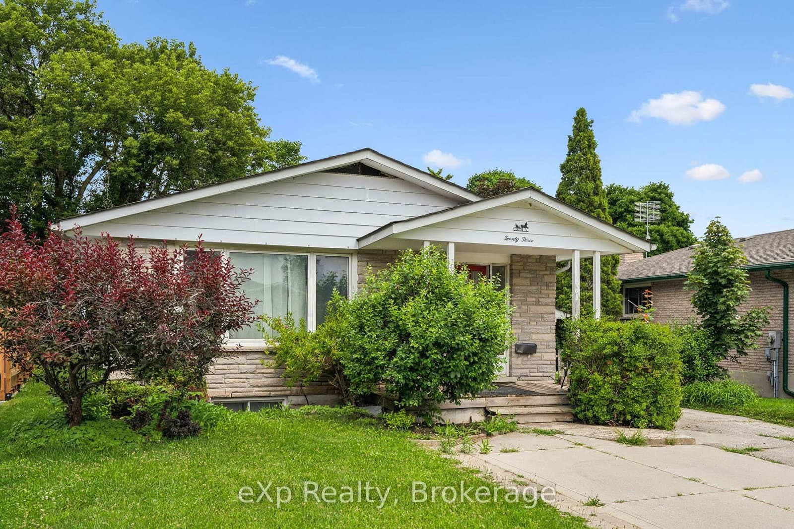 23 Muskoka Drive - Image 2
