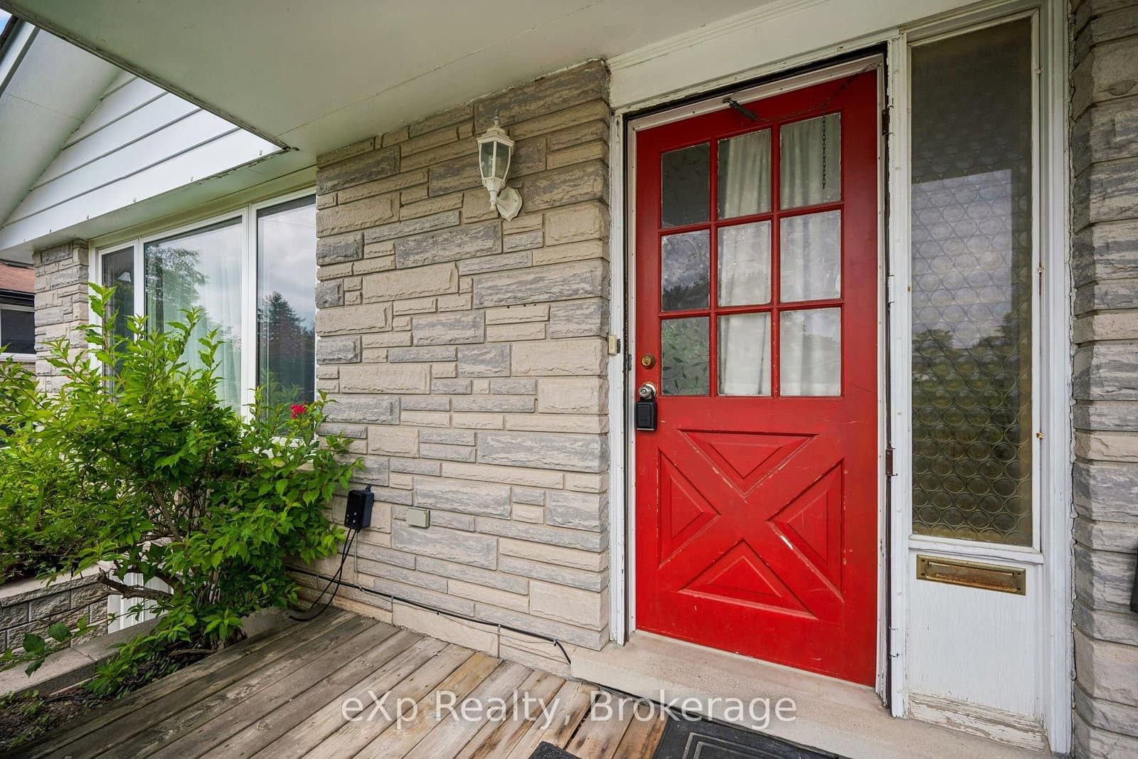 23 Muskoka Drive - Image 4