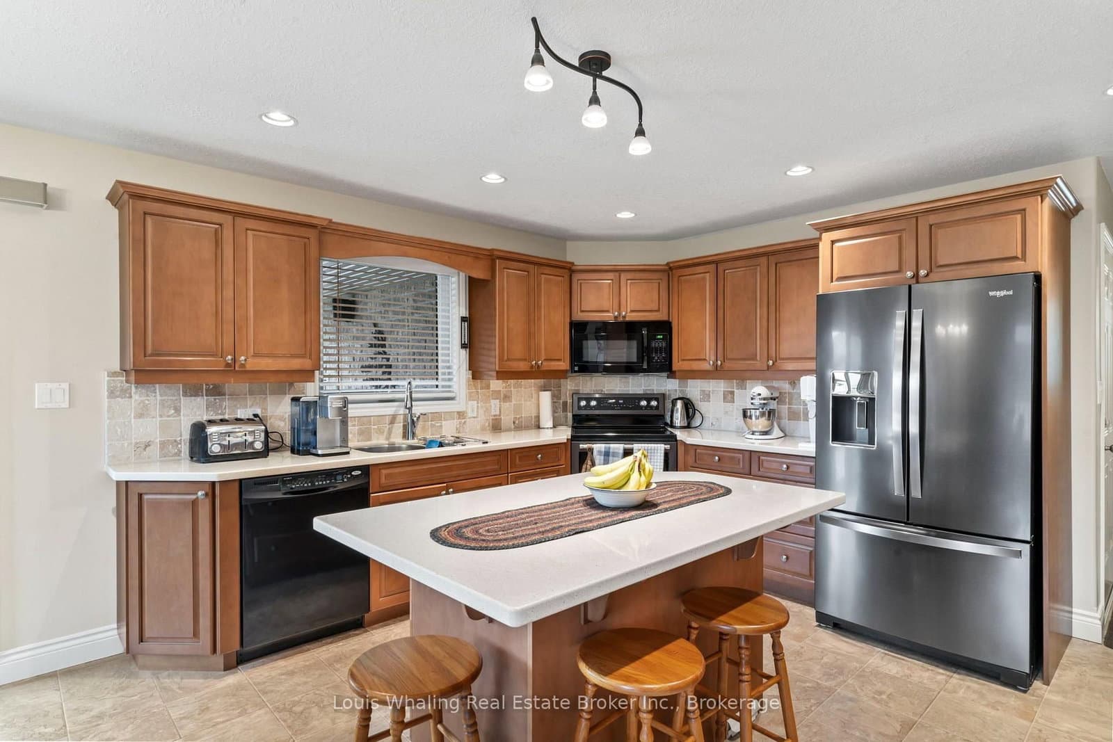 408 4th Street S - Image 6