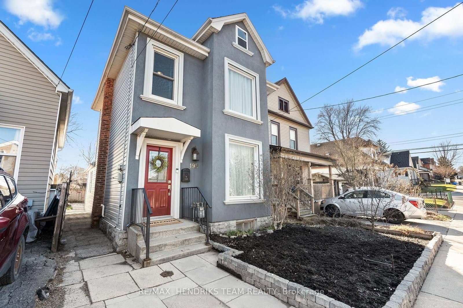 192 Wood Street E - Image 2