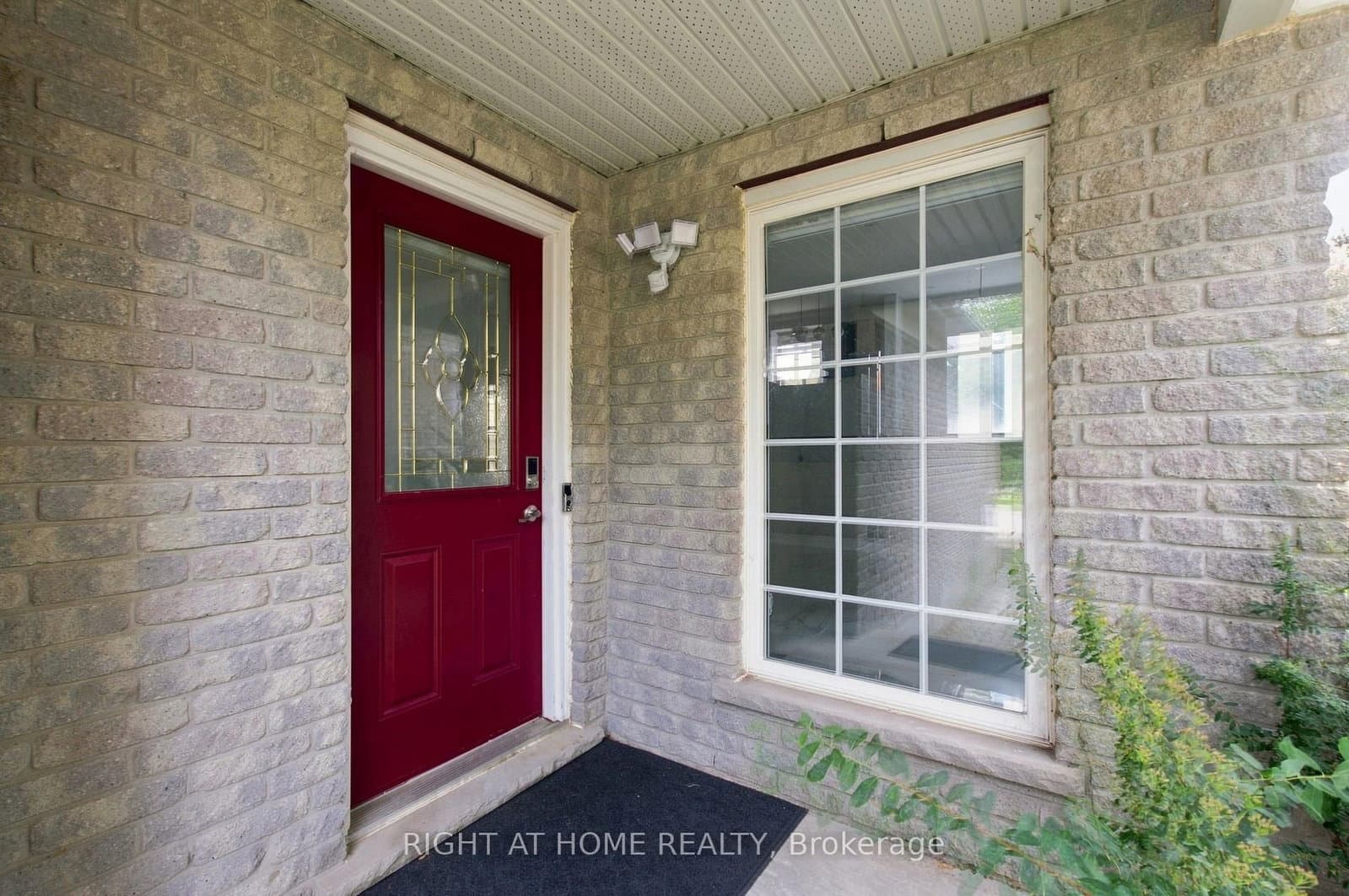 187 Clairfields Drive E - Image 3