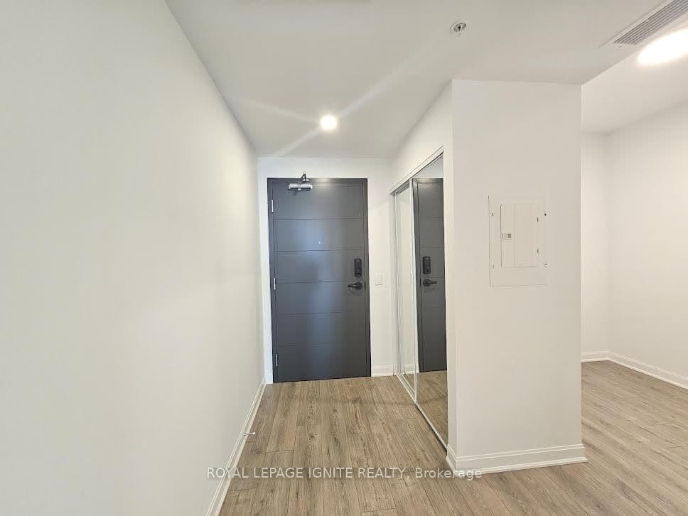 223 Princess Street, Unit 529 - Image 3