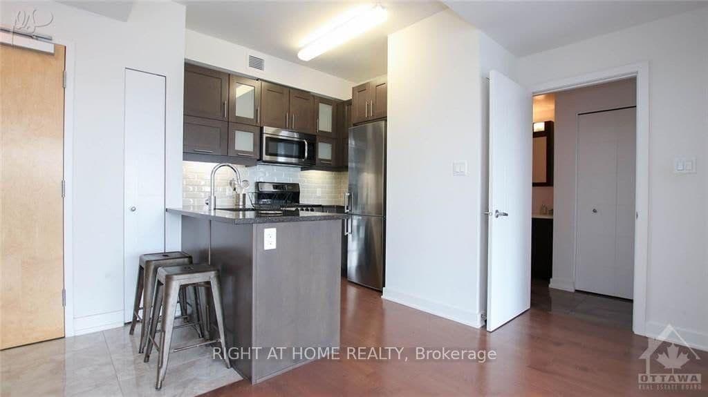 40 Nepean Street, Unit 2306 - Image 6