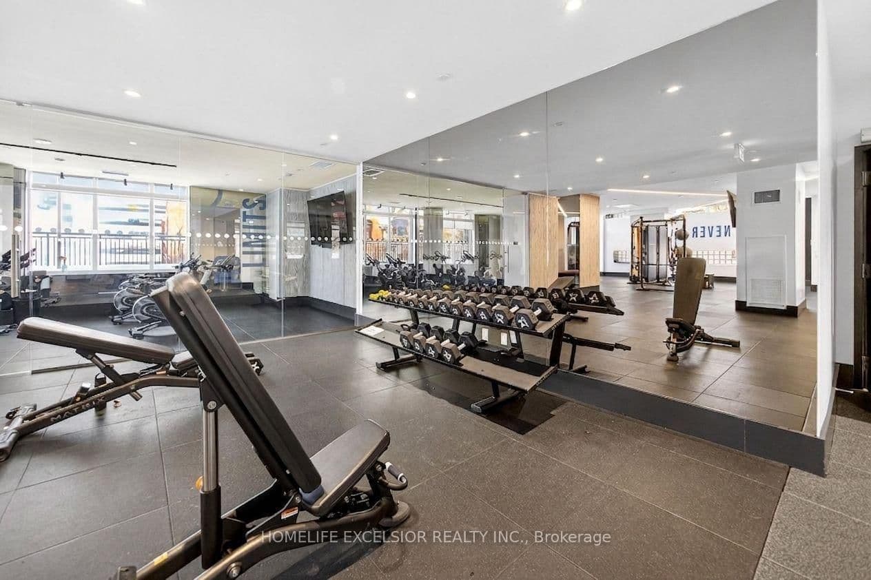 55 Duke Street W, Unit 1305 - Image 6