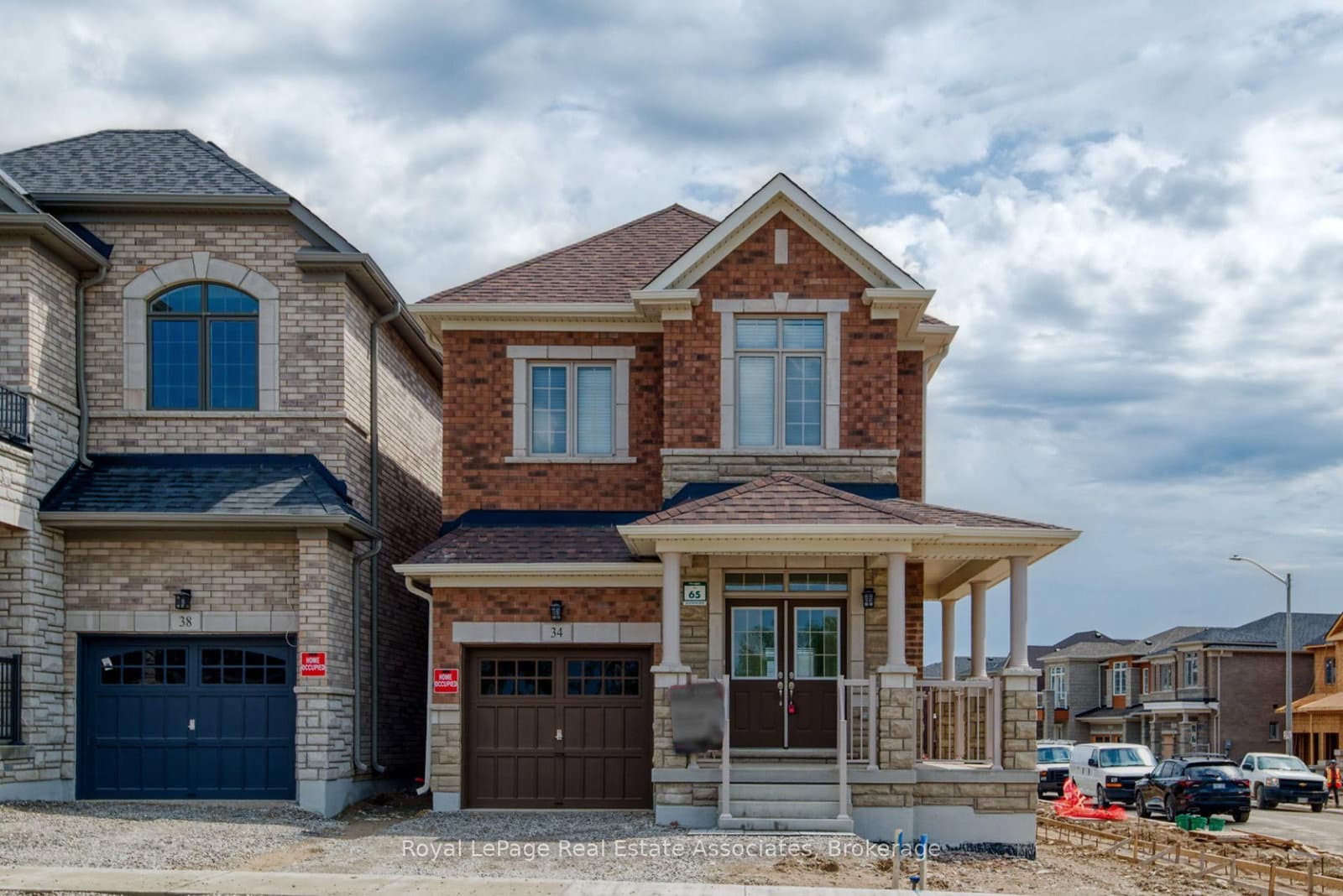 34 ATTWATER Drive - Image 3