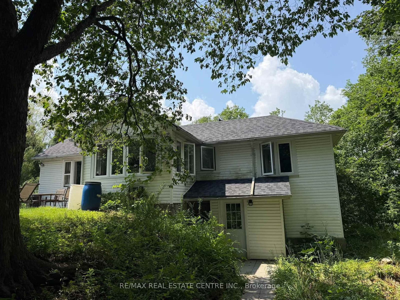 716 Artaban Road - Image 2