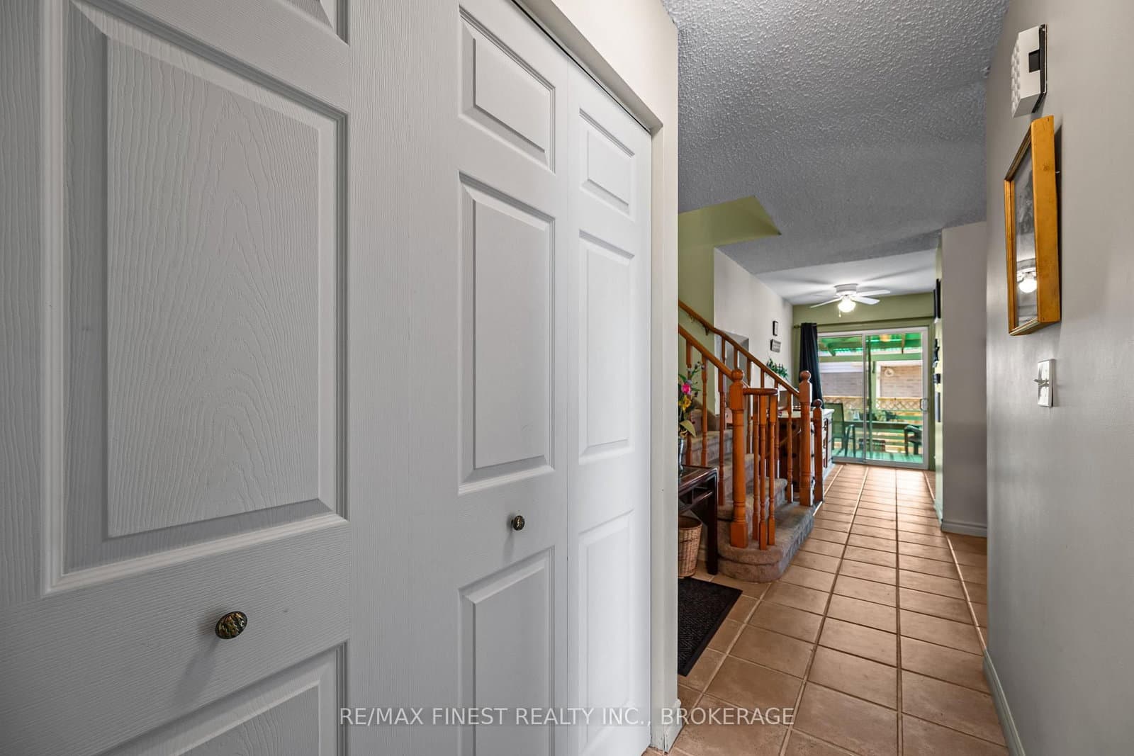 105 Grenadier Drive - Image 4