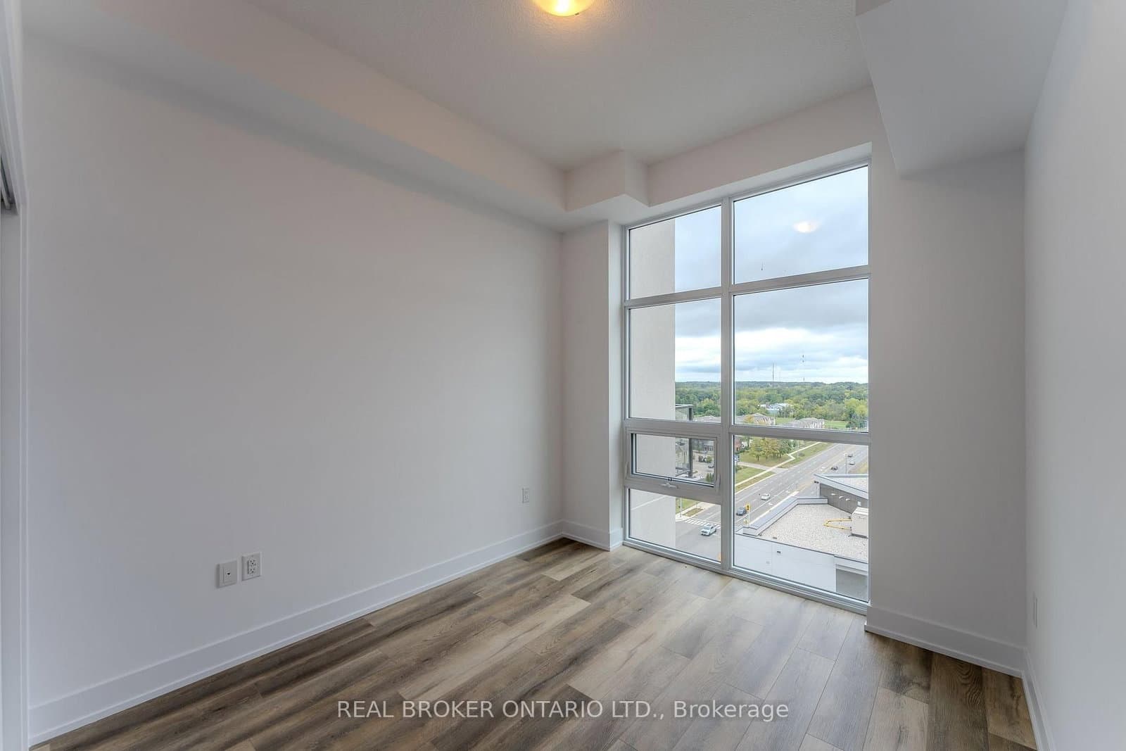 470 Dundas Street E, Unit 1207 - Image 4