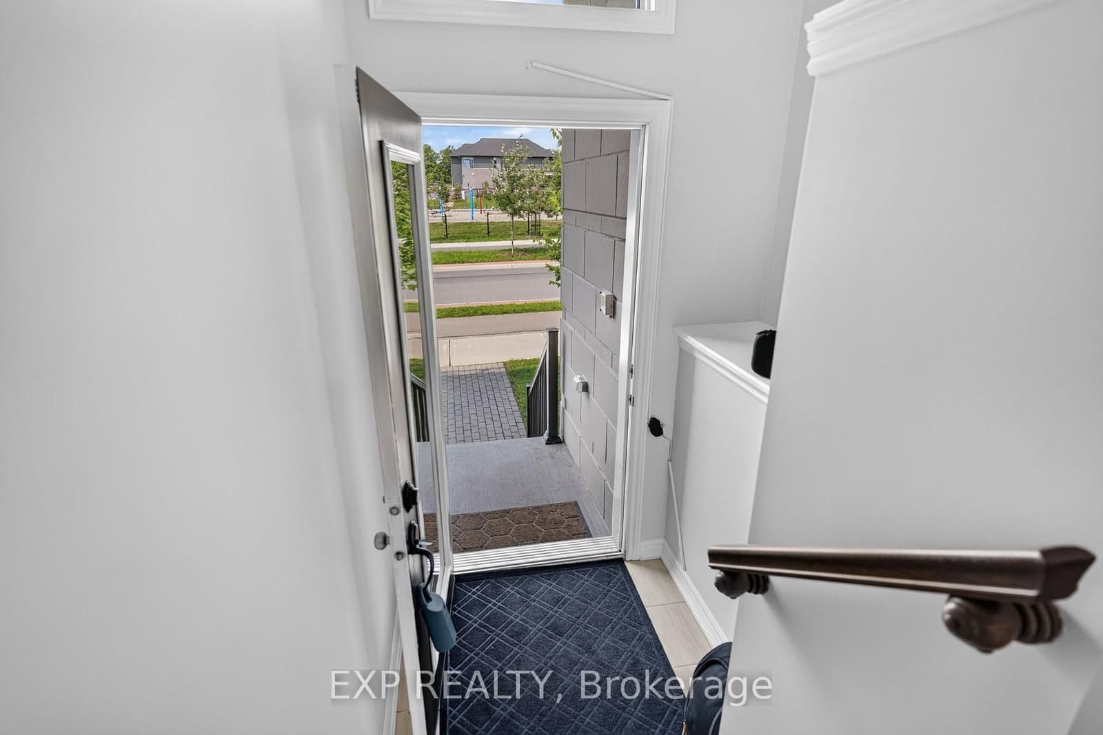 1440 HEMLOCK Road - Image 2