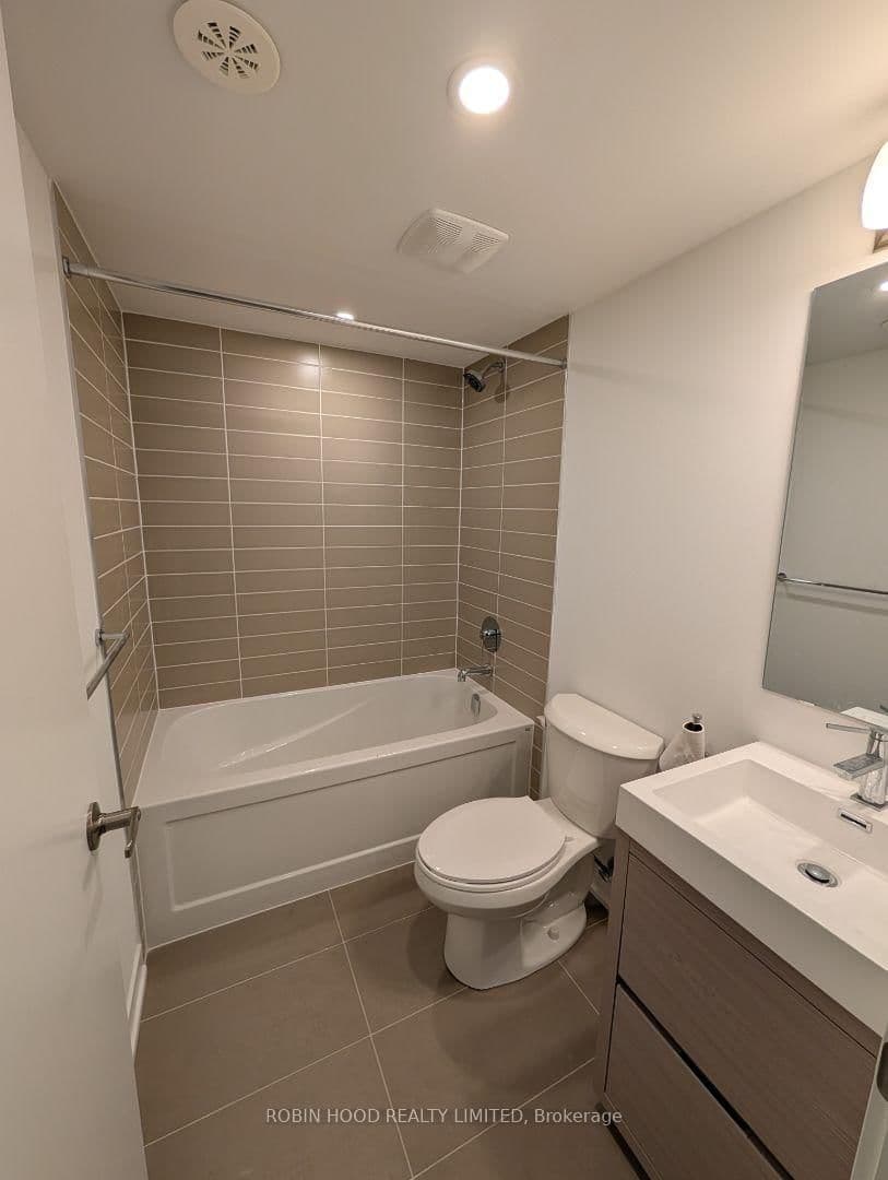 3-70 Green Gardens Boulevard, Unit 3 - Image 5