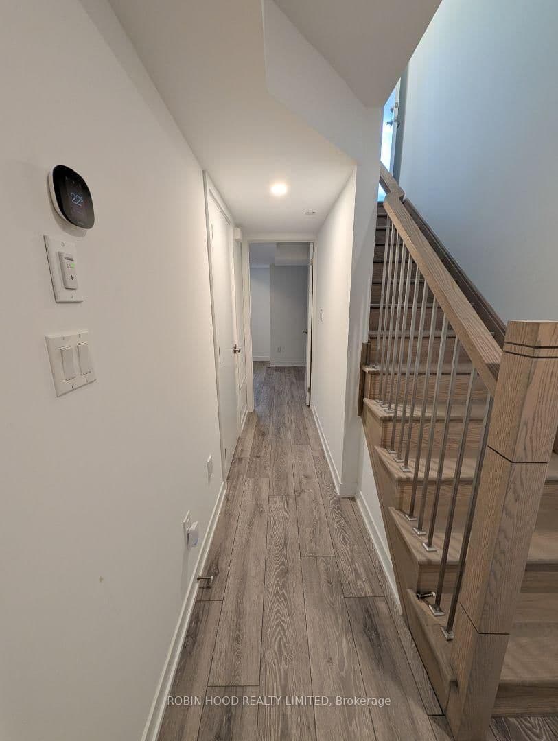 3-70 Green Gardens Boulevard, Unit 3 - Image 6
